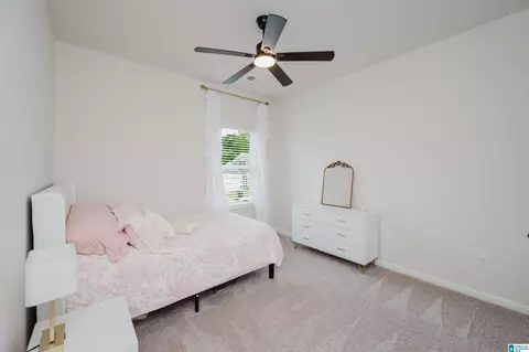 Bedroom - 5301 Gap Cir, Mount Olive, AL 35117 photo 7 of 8