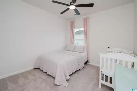 Bedroom - 5301 Gap Cir, Mount Olive, AL 35117 photo 5 of 8
