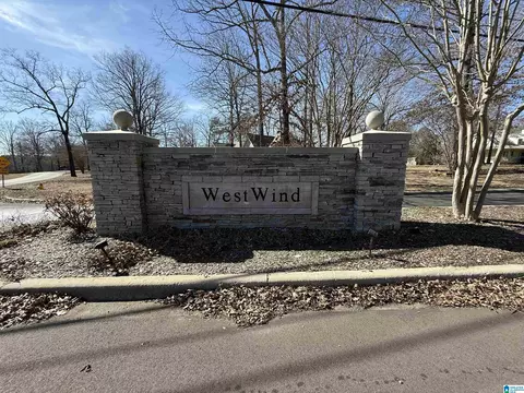 6520 White Oak Ln #253, Hueytown, AL 35023