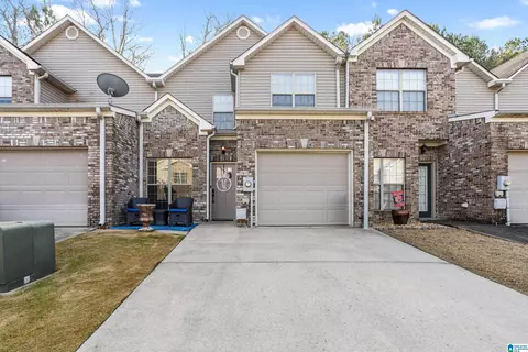 597 Hackberry Ridge Trce, Birmingham, AL 35226