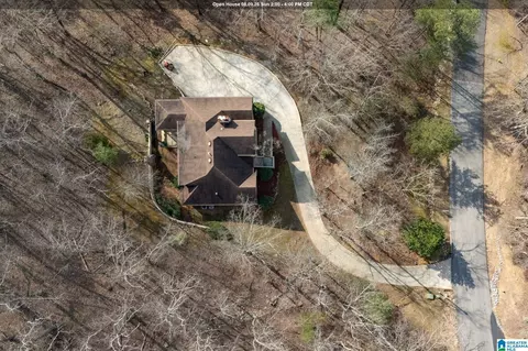 153 Kings Crest Ln, Pelham, AL 35124
