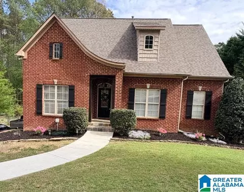 136 Lauchlin Ln, Pelham, AL 35124