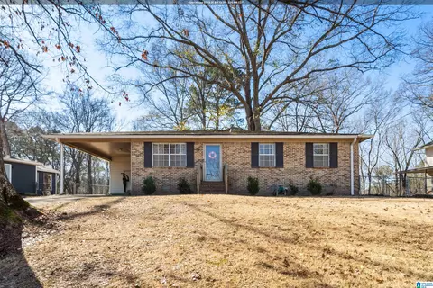 3030 Debra Dr, Fultondale, AL 35068