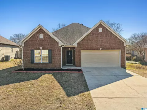 108 Macon Ct, Calera, AL 35040