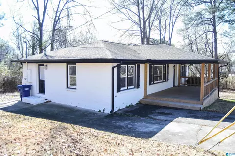 1619 Woodland Dr, Oxford, AL 36203