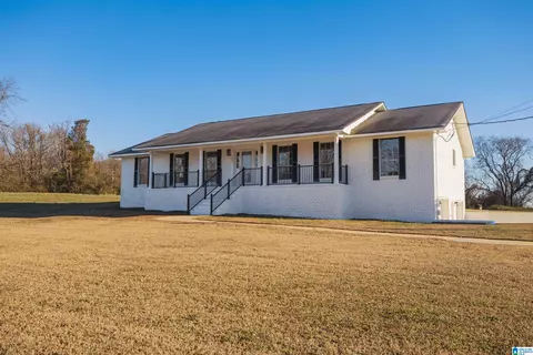 121 9th St, Pleasant Grove, AL 35127