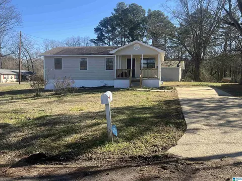2101 Sadlertown Rd, Bessemer, AL 35022