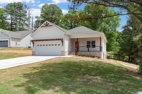 7677 Cloverdell Dr, Pinson, AL 35126