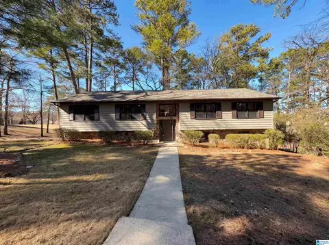 5048 Kerry Downs Rd, Birmingham, AL 35242