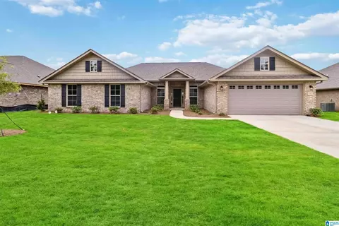 917 Jackson Trace Dr, Morris, AL 35116