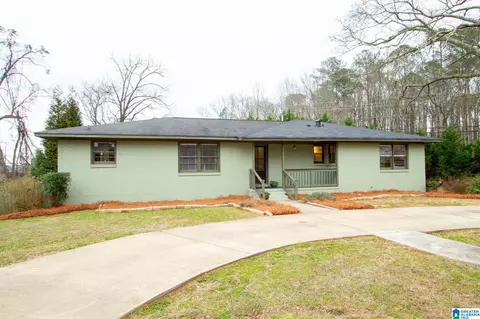 101 Dew Dr, Trussville, AL 35173