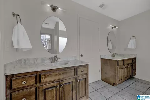 Bath - 314 Panoramic Trl, Warrior, AL 35180 photo 5 of 6