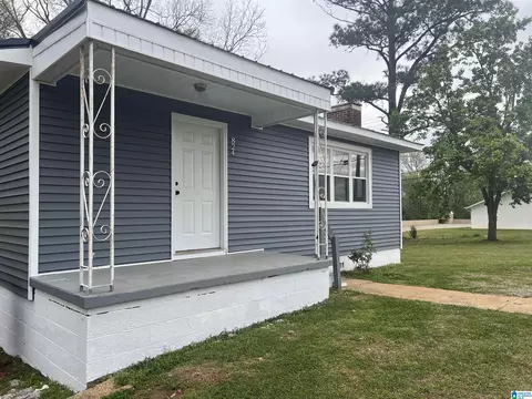 824 S Street E, Talladega, AL 35160