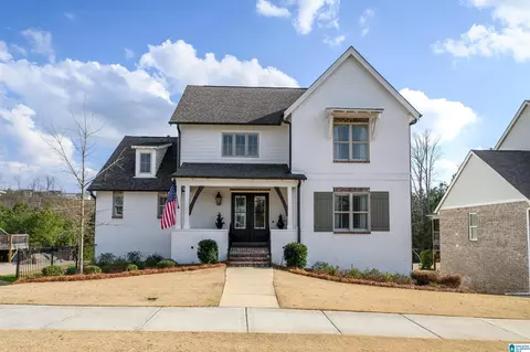 7751 Raleigh Dr, Trussville, AL 35173