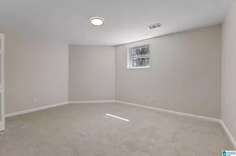 Bedroom - 1695 Samaria Rd, Clanton, AL 35045 photo 14 of 15