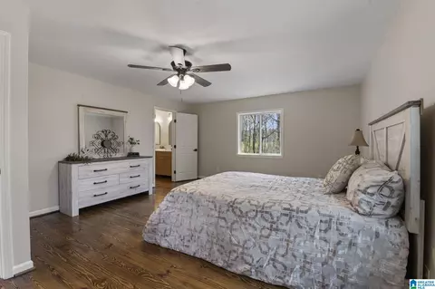 Bedroom - 1695 Samaria Rd, Clanton, AL 35045 photo 1 of 15