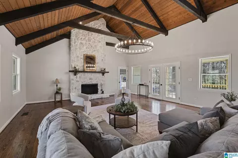 Living - 1695 Samaria Rd, Clanton, AL 35045 photo 5 of 6