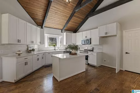 Kitchen - 1695 Samaria Rd, Clanton, AL 35045 photo 1 of 3