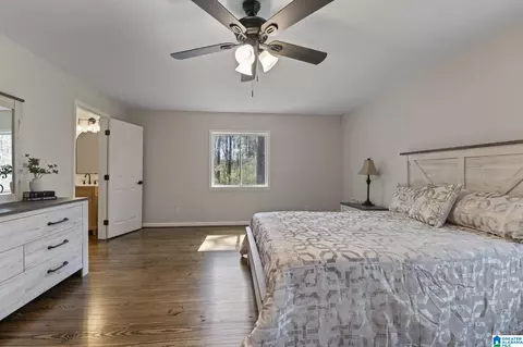 Bedroom - 1695 Samaria Rd, Clanton, AL 35045 photo 2 of 15