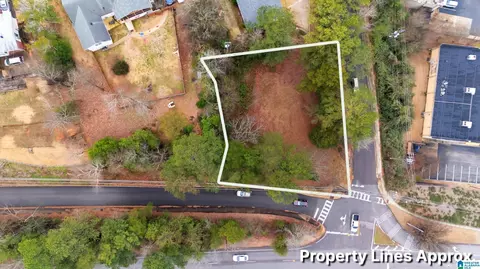 1939 Old Creek Trl #1, Vestavia Hills, AL 35216