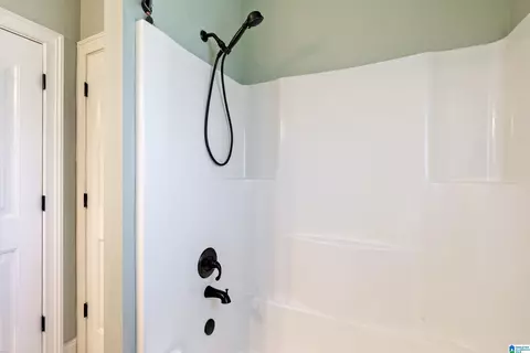 Bath - 66 Stricklin Rd, Cullman, AL 35057 photo 5 of 6