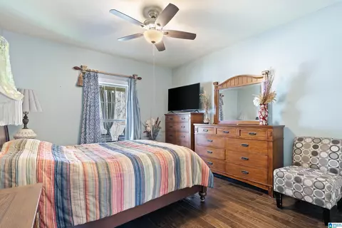 Bedroom - 66 Stricklin Rd, Cullman, AL 35057 photo 4 of 8