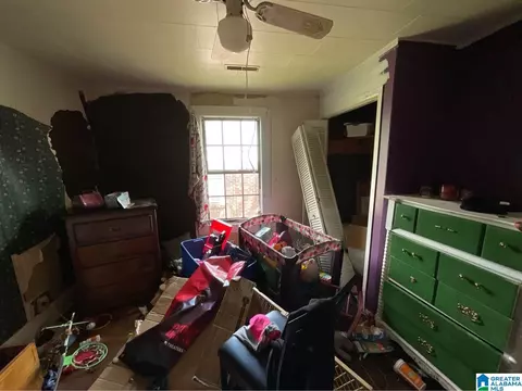 Bedroom - 201 E 9th St, Sheffield, AL 35660 photo 3 of 9