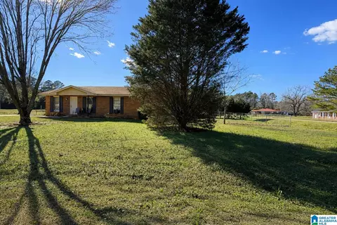100 Andrew St, Clanton, AL 35045 photo 2