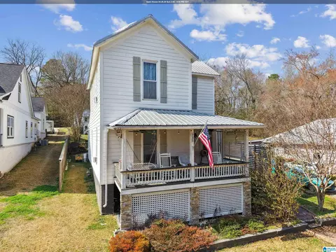 735 Branch Dr, Helena, AL 35080