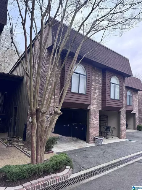 128 W W Grn #128, Vestavia, AL 35243