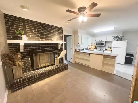 Other - 803 3rd St N, Clanton, AL 35045 photo 2 of 3