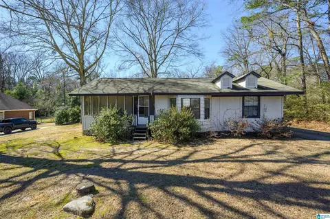 2229 Farley Rd, Hoover, AL 35226