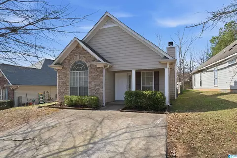 397 Camden Cove Cir, Calera, AL 35040