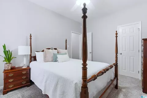 Bedroom - 328 Sweet Leaf Dr, Maylene, AL 35114 photo 6 of 7