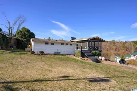 296 Lakeshore Ln, Oneonta, AL 35121