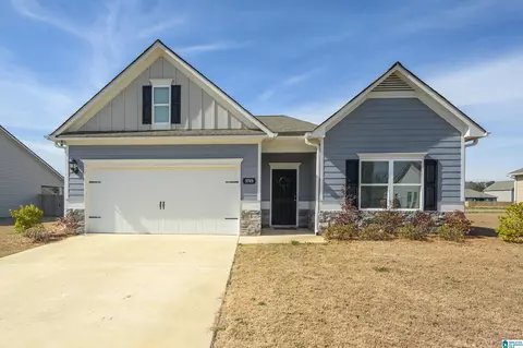5703 Cedar Creek Park Dr, Bessemer, AL 35022