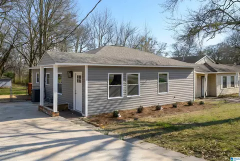 1551 27th Ave N, Hueytown, AL 35023