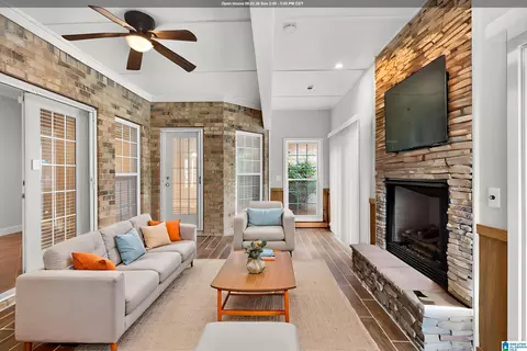 150 Blackstone Ct, Chelsea, AL 35043