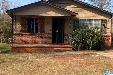 413 Ash Ave, Bessemer, AL 35020
