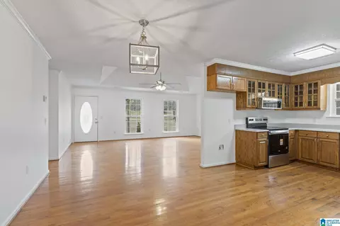 615 Maple St, Clanton, AL 35045 photo 17