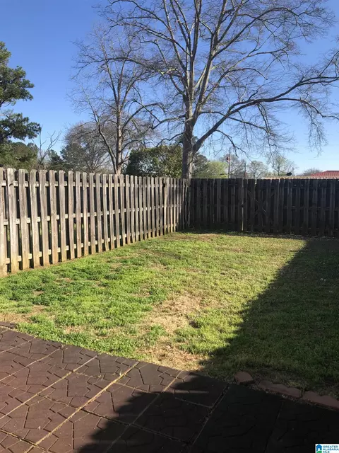 Exterior - 72 Park Dr S, Clanton, AL 35045 photo 8 of 11