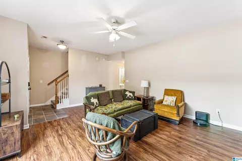Living - 72 Park Dr S, Clanton, AL 35045 photo 2 of 3