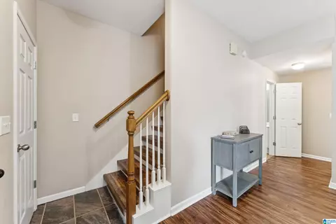 Entry Way - 72 Park Dr S, Clanton, AL 35045 photo 1 of 8