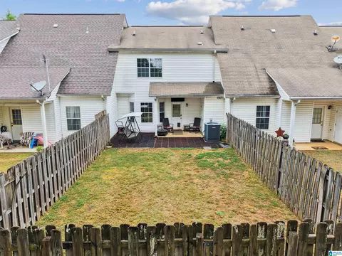Exterior - 72 Park Dr S, Clanton, AL 35045 photo 5 of 11