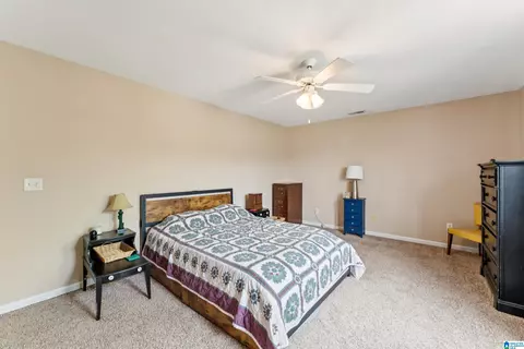 Bedroom - 72 Park Dr S, Clanton, AL 35045 photo 5 of 7