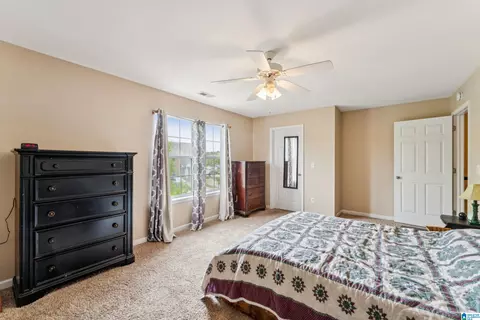 Bedroom - 72 Park Dr S, Clanton, AL 35045 photo 6 of 7