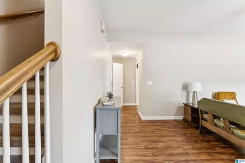 Entry Way - 72 Park Dr S, Clanton, AL 35045 photo 2 of 8
