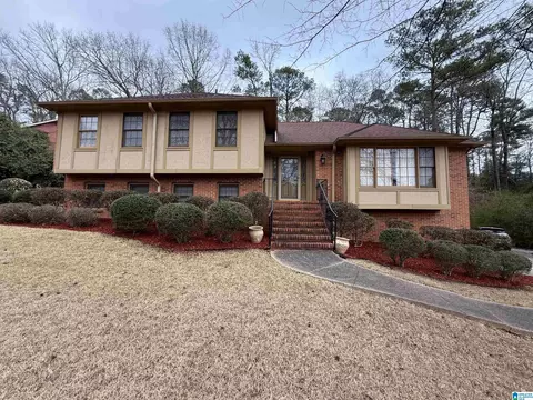 1748 Napier Dr, Hoover, AL 35226