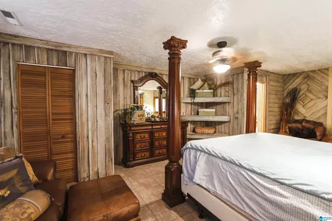Bedroom - 106 Harper Dr, Ohatchee, AL 36271 photo 2 of 10