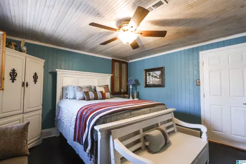 Bedroom - 106 Harper Dr, Ohatchee, AL 36271 photo 6 of 10